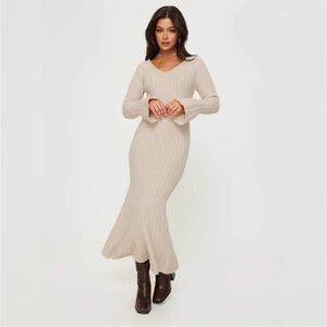 NWT Princess Polly  Beige Long Sleeve Maxi Knit Dress Size M/L